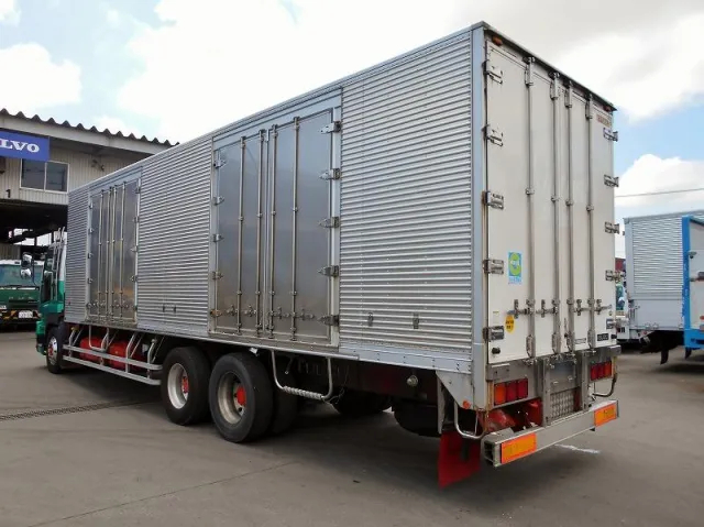 いすゞ ギガ PKG-CYL77V8(6x2)｜中古トラックなら【トラック市】