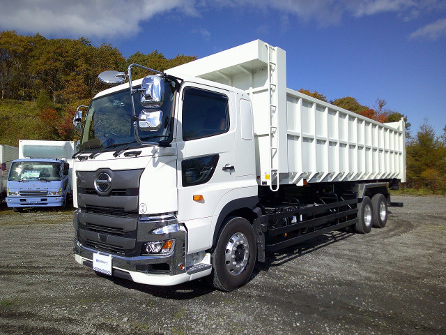 日野 プロフィア 2DG-FS1AHE(6x4)の写真1