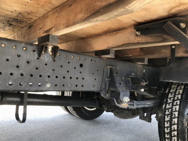 いすゞ エルフ TRG-NPR85AR(2WD)の写真15
