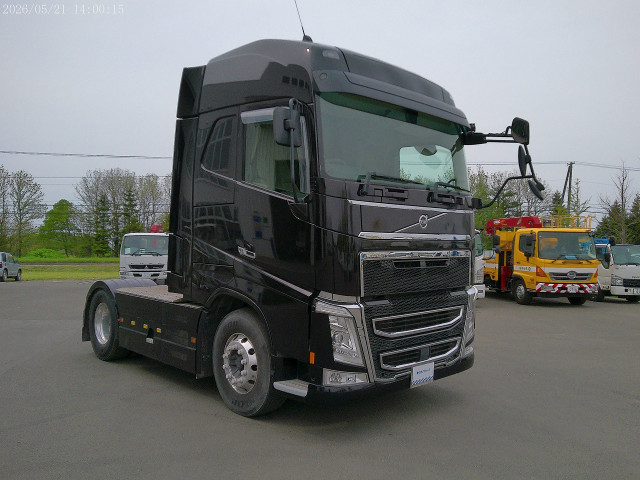 ボルボ FH トラクター 2DG-KA2TDA2(2WD)の写真2