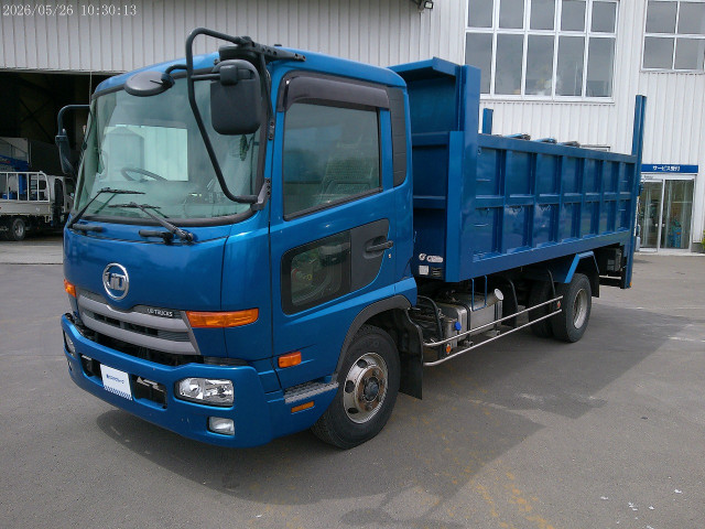 ＵＤ コンドル SKG-MK38L(2WD)の写真1