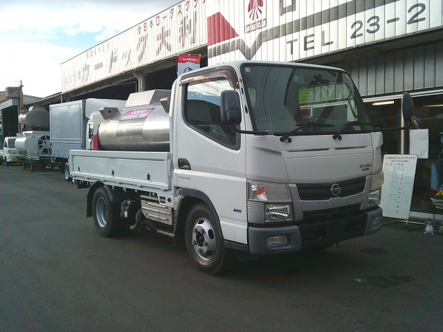 日産 アトラス TPG-FDA2W 4WD