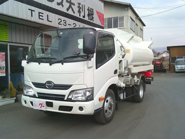 日野 デュトロ TKG-XZU675M 4WD