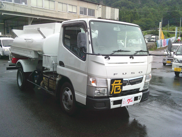 三菱 キャンター TPG-FGA50(4WD)の写真3