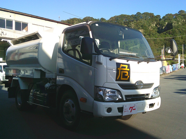 日野 デュトロ TKG-XZU675M(4WD)の写真6