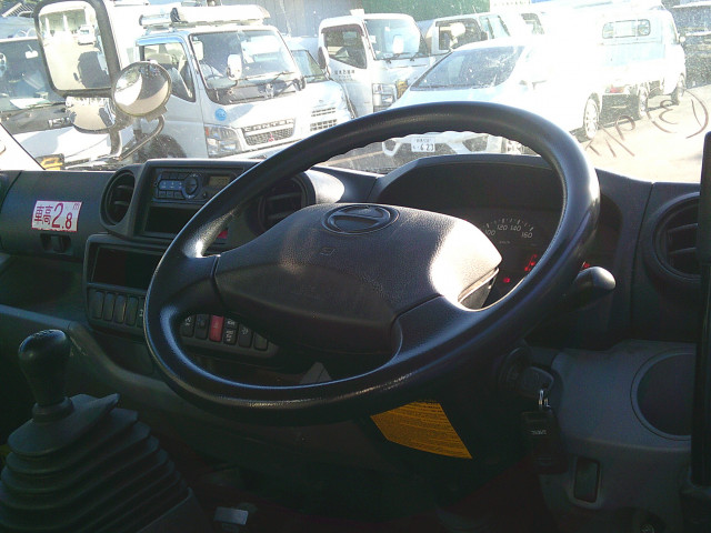 日野 デュトロ TKG-XZU675M(4WD)の写真7