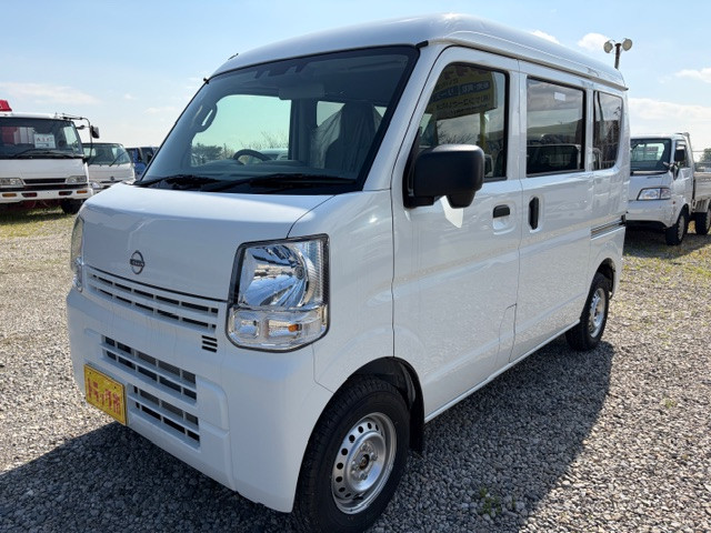 【富山】冬★軽トラック/軽バン VAN【車検対応】12インチ エブリー ハイゼット カーゴ キャリィ 145/80R12LT(145R12LT)6PR★極深ミゾ★【~90% 富山】車件対応 エブリィ キャリー ハイゼット バモス アクティー N－VAN バン スタッドレスタイヤ LT ライトトラック 軽貨物車※ホイール無し。 軽バンをもっと便利にカッコよくカスタムしたい人は必見！ 仕事や