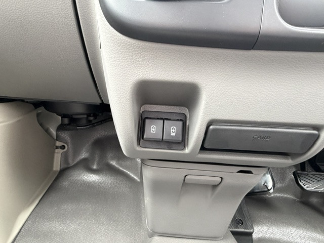 日産 ニッサン 5BD-DR17V(2WD)の写真17
