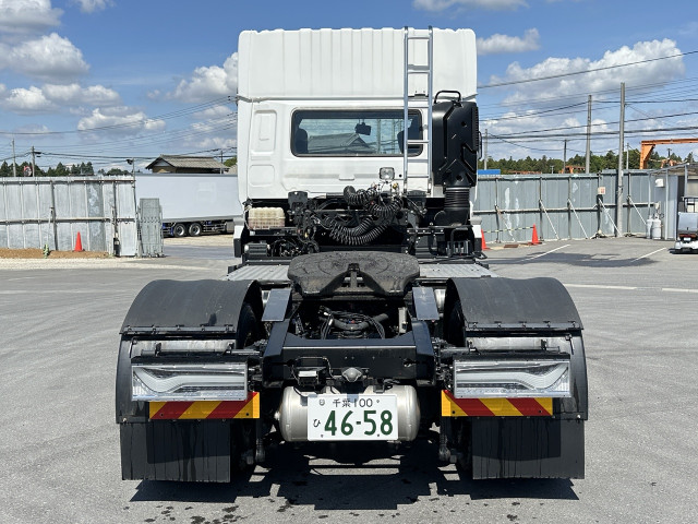 いすゞ ギガ 2PG-EK5DADの写真3