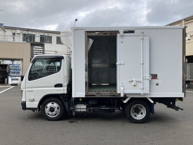 三菱 キャンター 2RG-FBAV0の写真5
