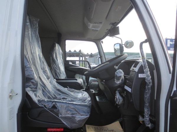 三菱 ファイター 2KG-FK65F(2WD)の写真16