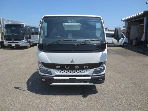 三菱 キャンター 2RG-FBA60(2WD)の写真6