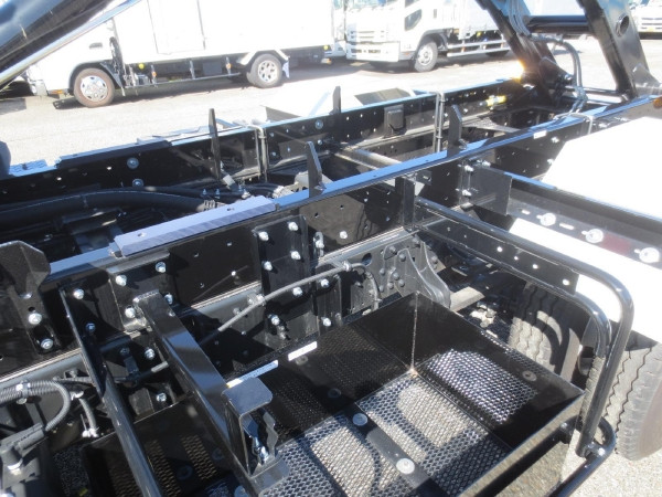 三菱 ファイター 2KG-FK72F(2WD)の写真16