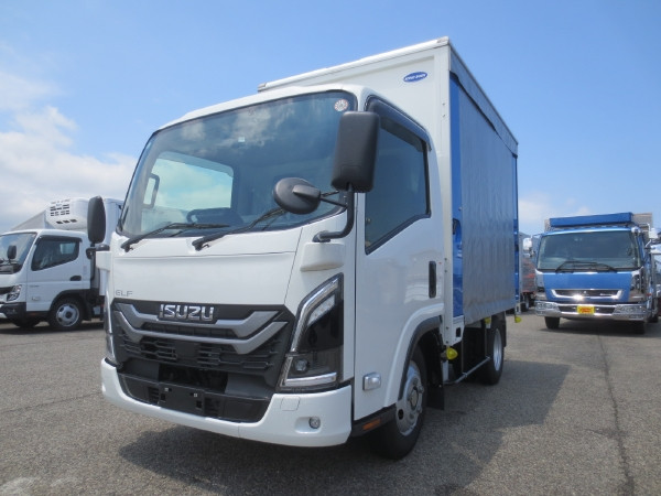 いすゞ エルフ 2TG-NMR88AM(2WD)の写真3