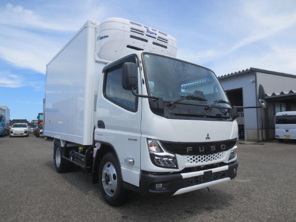 三菱 キャンター 2RG-FBAV0(2WD)の写真2