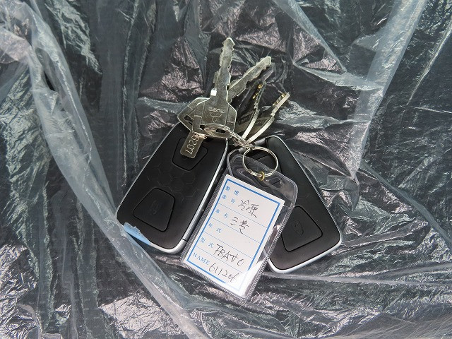 三菱 キャンター 2RG-FBAV0の写真30