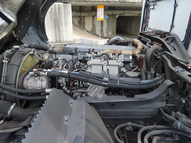 三菱 ファイター 2KG-FK65FY(2WD)の写真21
