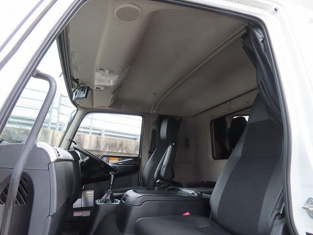 三菱 ファイター 2KG-FK65FY(2WD)の写真26