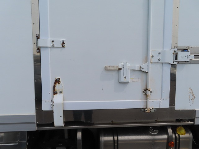 三菱 ファイター 2KG-FK65FY(2WD)の写真30