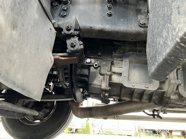三菱 スーパーグレート QKG-FU54VZ(6x2)の写真16