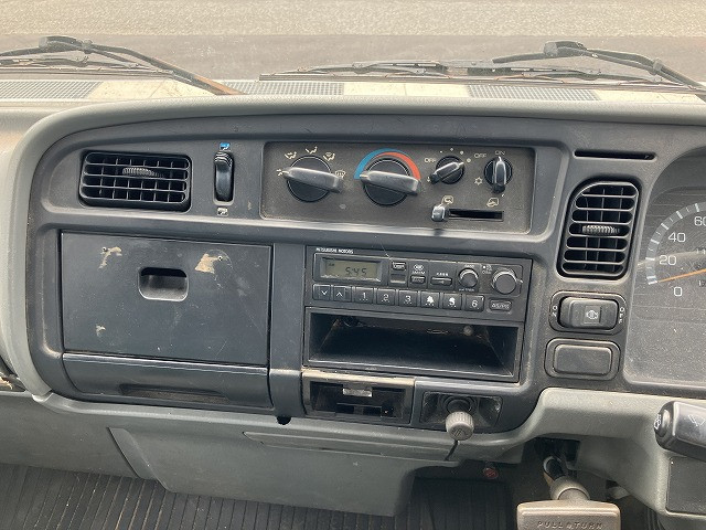 三菱 キャンター KK-FE6EE(2WD)の写真24