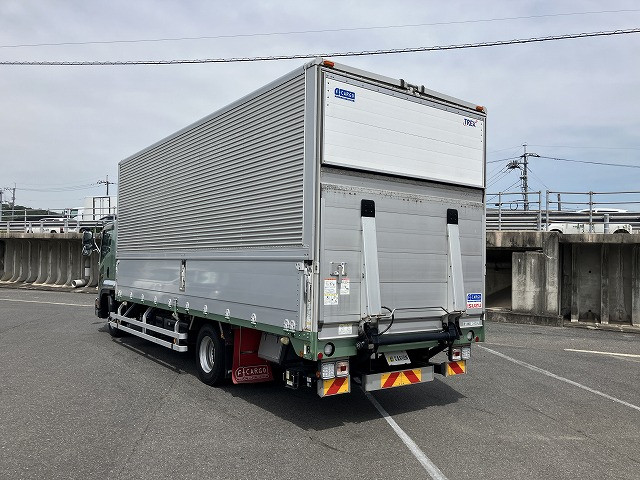 いすゞ フォワード 2RG-FRR90T2(2WD)の写真3