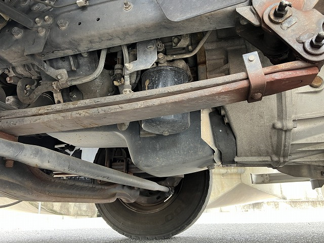 いすゞ フォワード 2RG-FRR90T2(2WD)の写真18