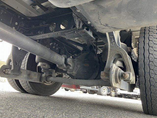 いすゞ フォワード 2RG-FRR90T2(2WD)の写真20