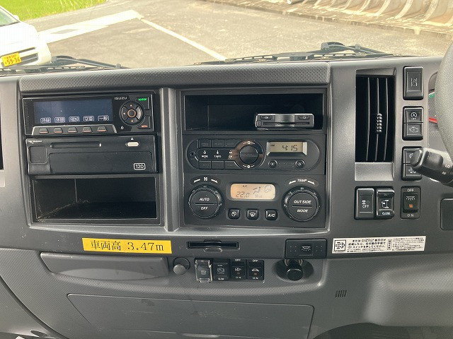 いすゞ フォワード 2RG-FRR90T2(2WD)の写真28