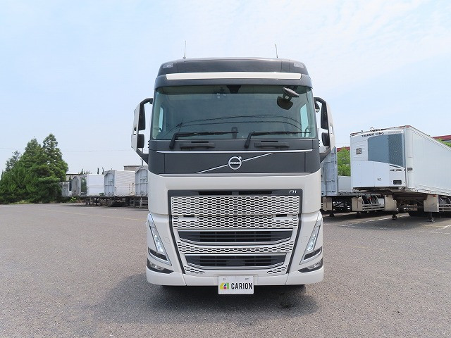 ボルボ FH トラクター 2KG-4K2TEA1(2WD)の写真5