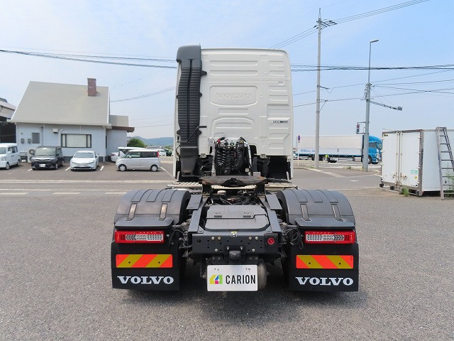 ボルボ FH トラクター 2KG-4K2TEA1(2WD)の写真6