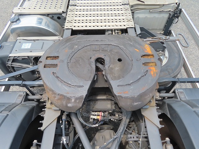 ボルボ FH トラクター 2KG-4K2TEA1(2WD)の写真10