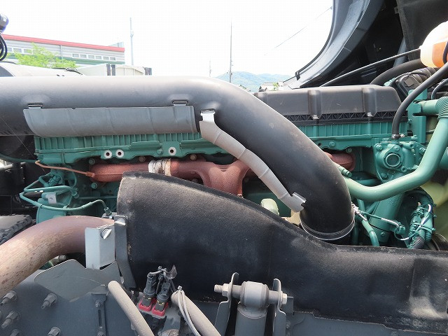 ボルボ FH トラクター 2KG-4K2TEA1(2WD)の写真17