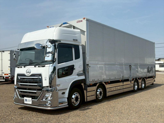 ＵＤ クオン 2RG-CG5FA 8x4