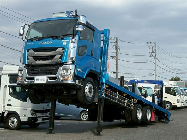 いすゞ ギガ 2PG-CYZ77CJ 6x4