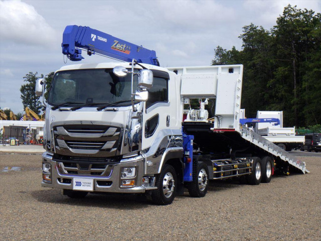 いすゞ ギガ 2PG-CYH77D 8x4