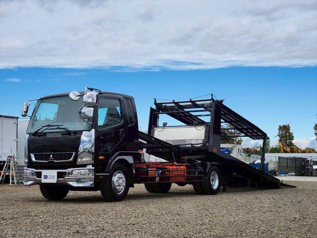 三菱 ファイター LKG-FK62FZ 2WD