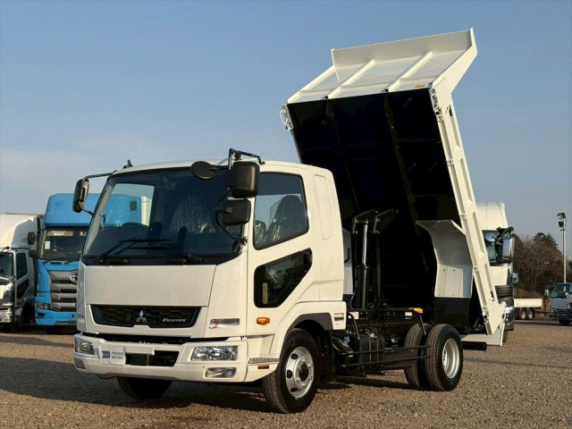 三菱 ファイター 2KG-FK62F 2WD