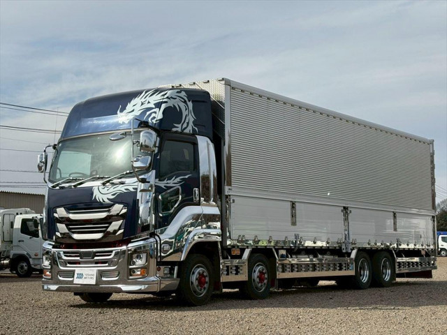 いすゞ ギガ 2PG-CYJ77C 8x4