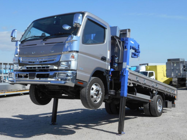 キャンター 重機運搬車