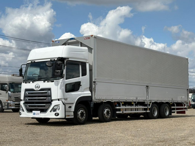 ＵＤ クオン 2RG-CG5FA 8x4