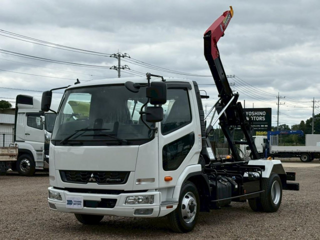 三菱 ファイター 2KG-FK72F 2WD