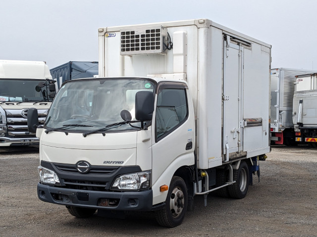 デュトロ 冷蔵・冷凍車