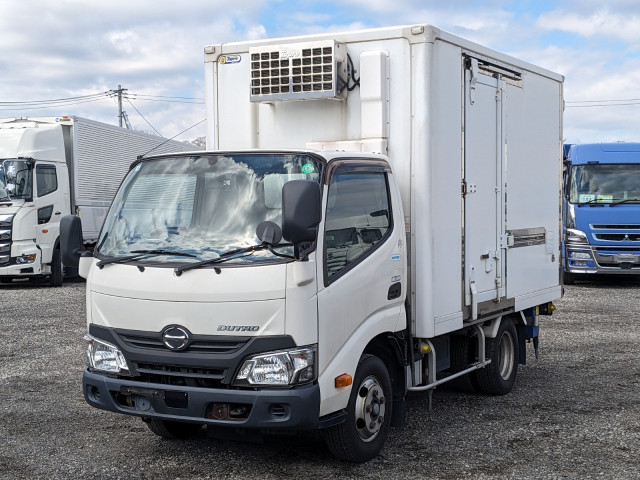 デュトロ 冷蔵・冷凍車