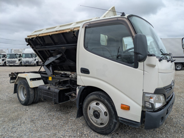 日野 デュトロ TKG-XZU620T(2WD)の写真37