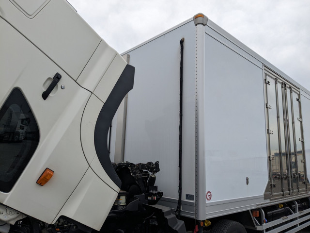 日野 プロフィア 2DG-FW1AHC(2WD)の写真45