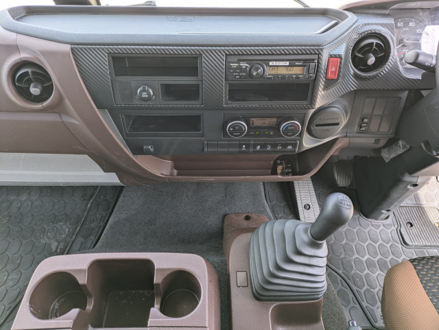 日野 レンジャー 2KG-FD2ABG(2WD)の写真26
