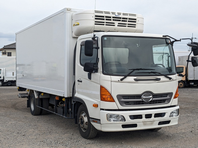 日野 レンジャー TKG-FC9JJAA(2WD)の写真2