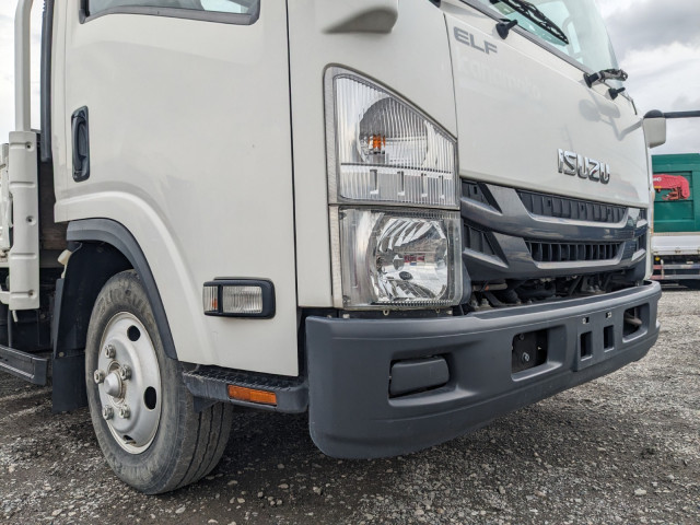 いすゞ エルフ TPG-NNR85AR(2WD)の写真38