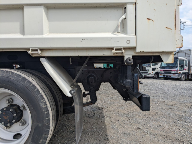 いすゞ エルフ TPG-NJR85AD(2WD)の写真32
